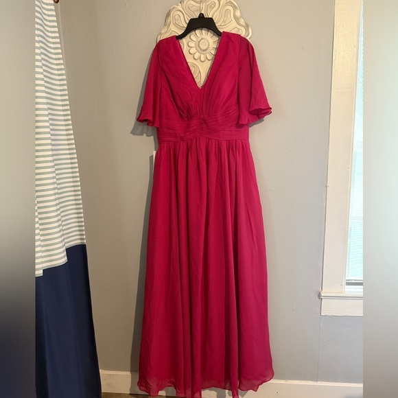 Lavetir Elegant Pink Chiffon Evening Gown - Picture 2 of 10